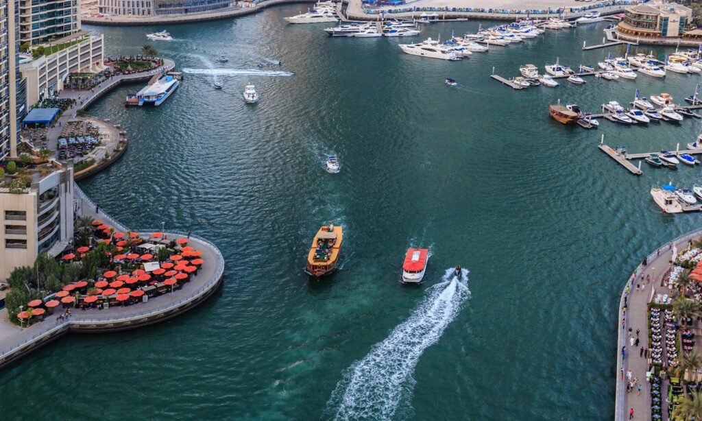 Dubai marina and dhow cruises